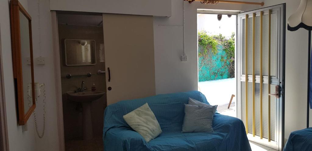 Pafias Afroditis House room 4