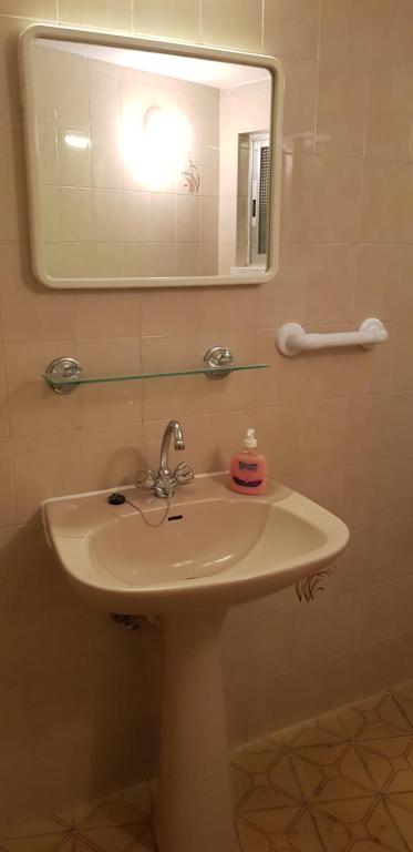 Pafias Afroditis House room 5