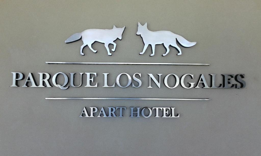 Parque Los Nogales Apart Hotel room 1