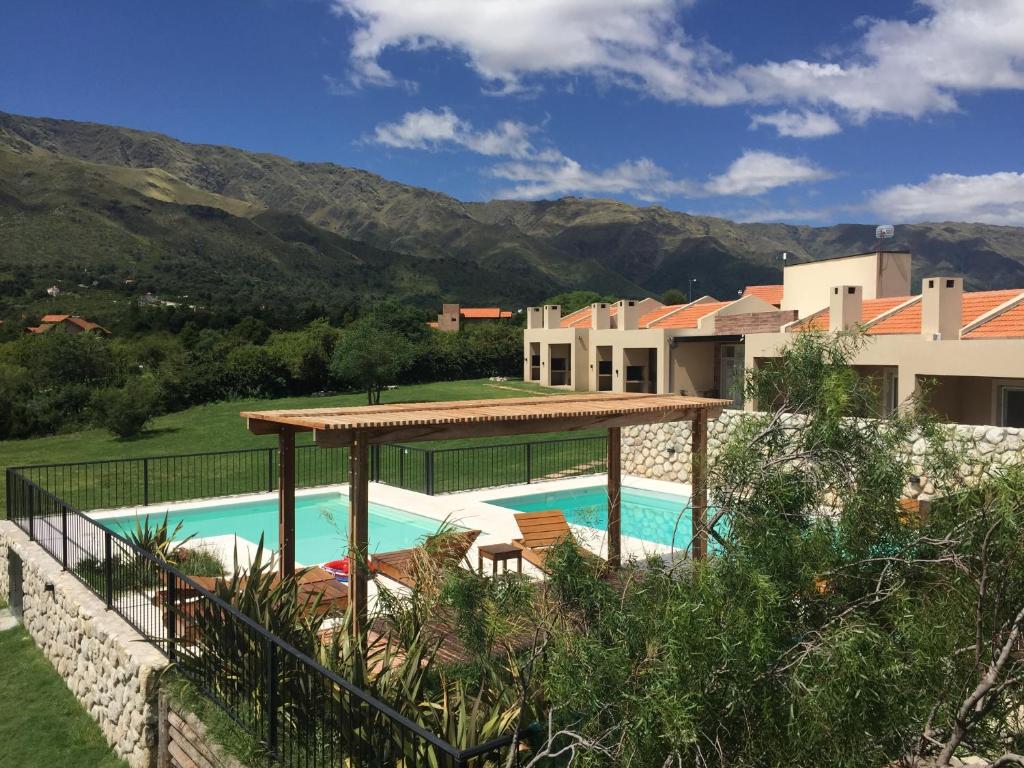 Parque Los Nogales Apart Hotel room 4