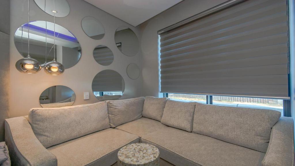 Pearls Lux room 2