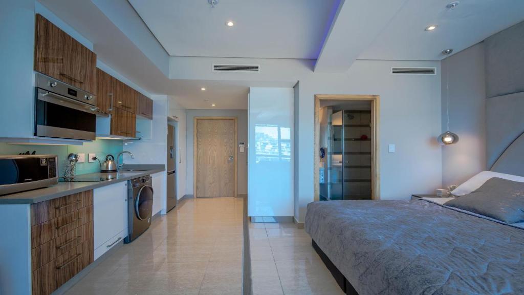 Pearls Lux room 6