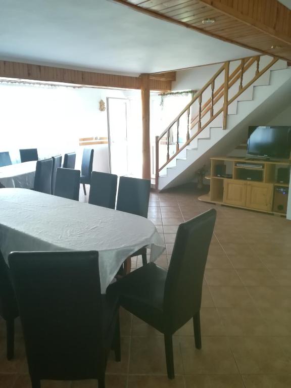 B&B Pensiunea Luminita room 1