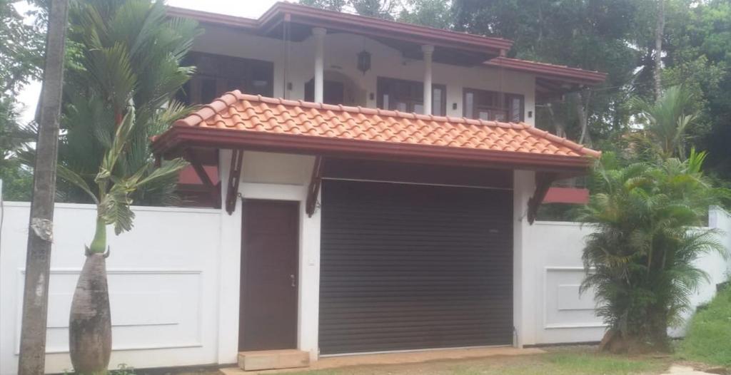 Philanka Jinapala Suites room 1