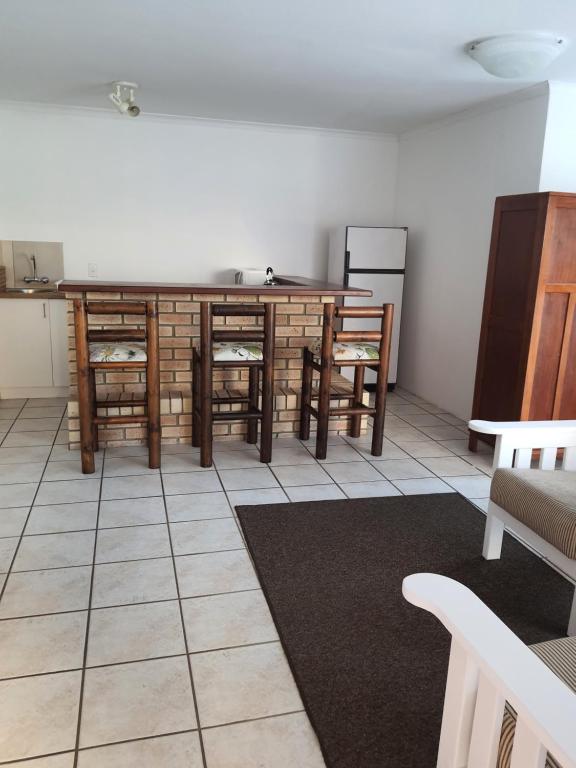 Pladda in Plett room 4