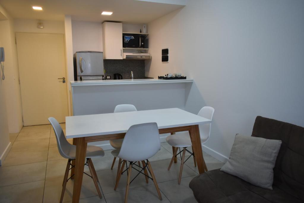 Pont Bleu room 6