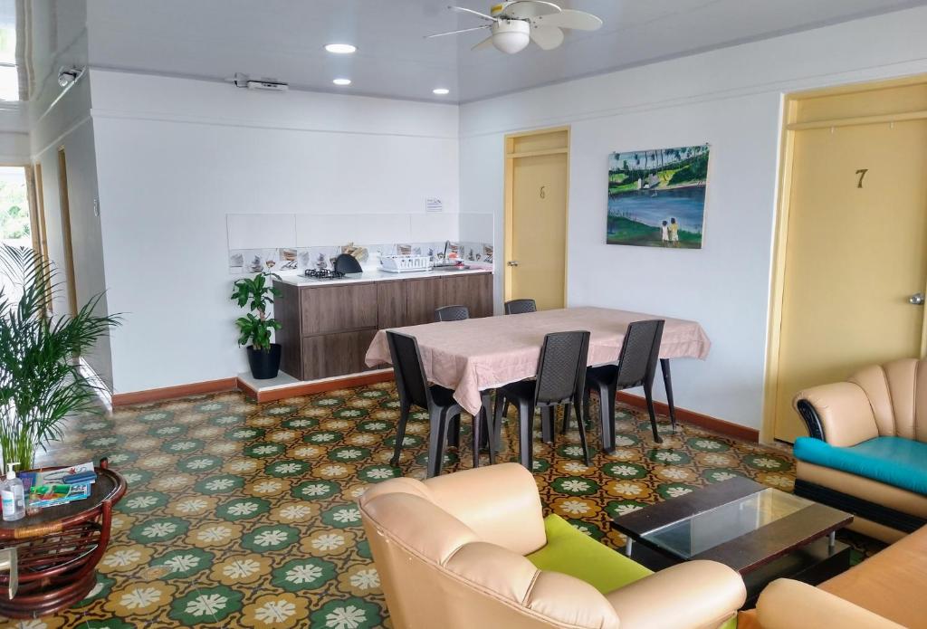 Posada Nativa Mr Tenloys Place room 3