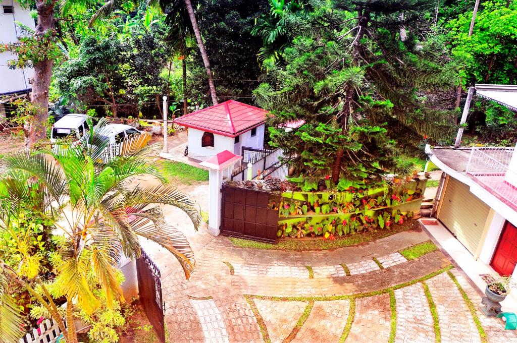 Power Zone Guest Inn room 3