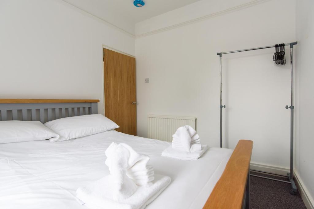 Railway Cottage room 6