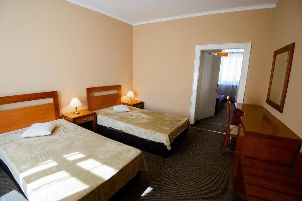 Residence Piata Sfatului room 4