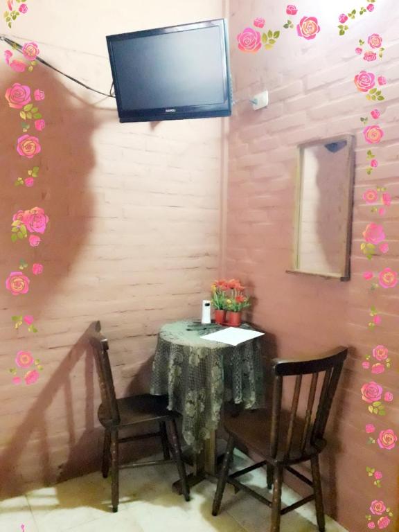 Residencial Azaleas Place Guest House room 5