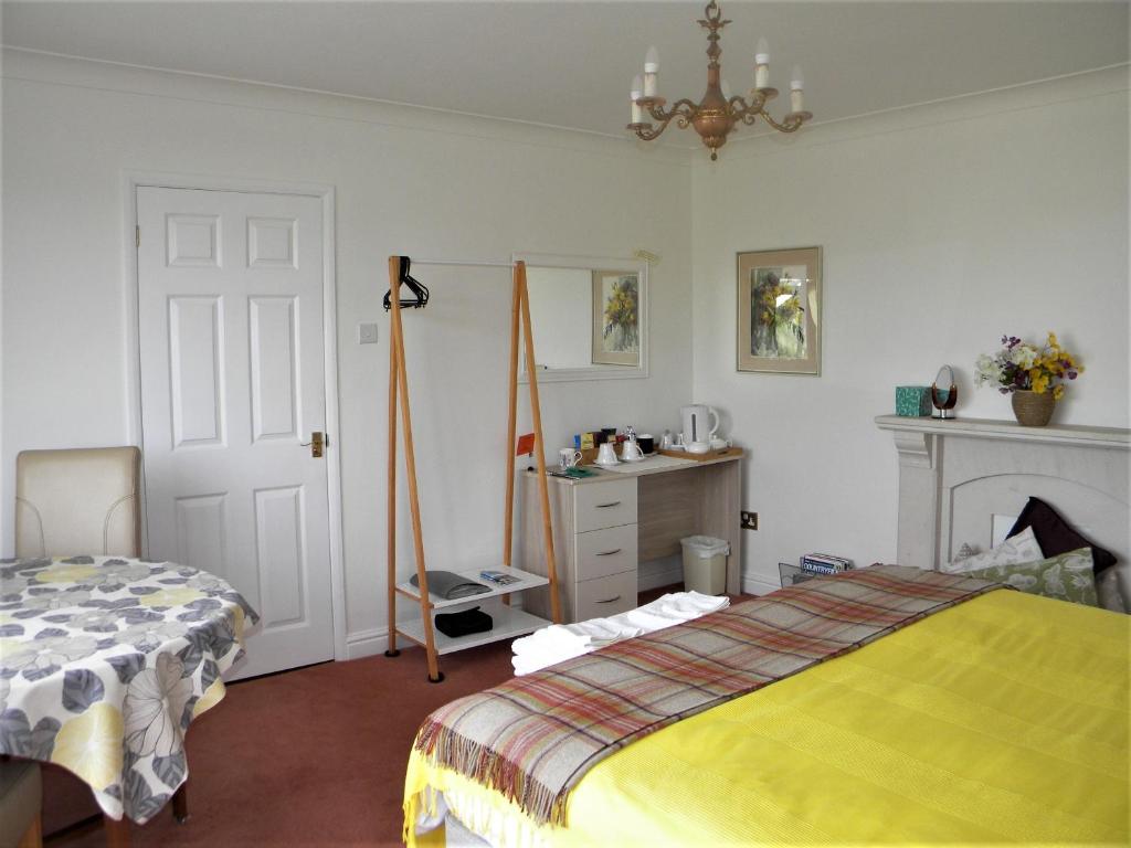 Rhoslan room 6