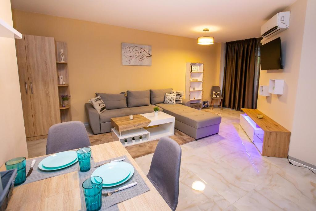 Riva Apartment room 2