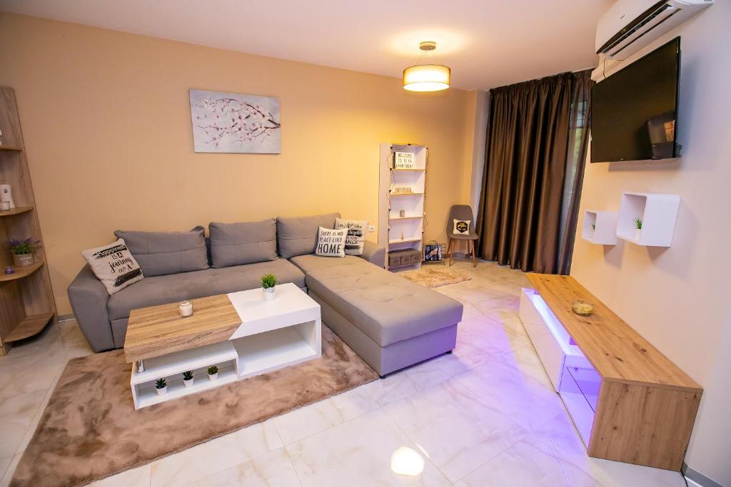 Riva Apartment room 6