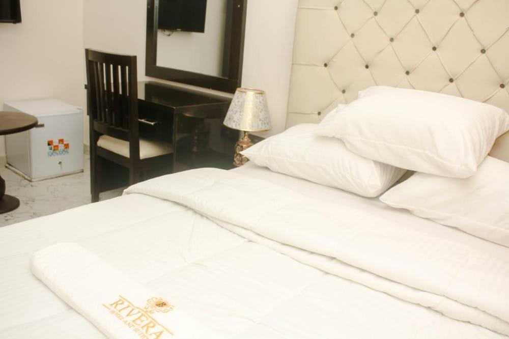 Rivera Hotel and Suite room 3