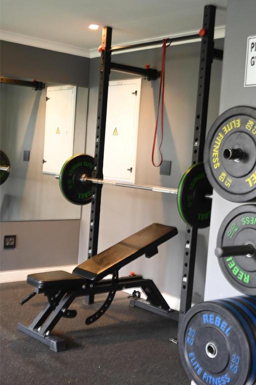 Rose Gold @The Winchester room 4