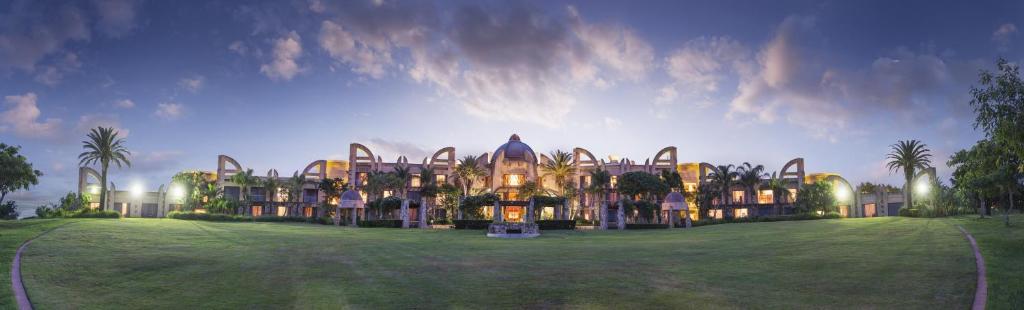 Royal Sibaya Hotel room 1