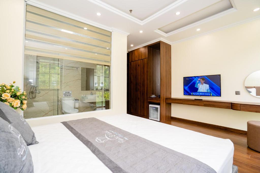 Ruby Hạ Long 8 Hotel room 6