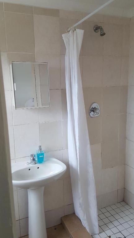 Rustic Budget DBL Room room 3