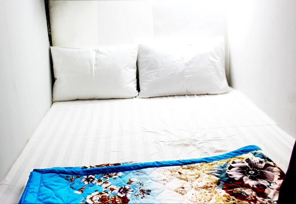 Saigon City Center Hostel room 1
