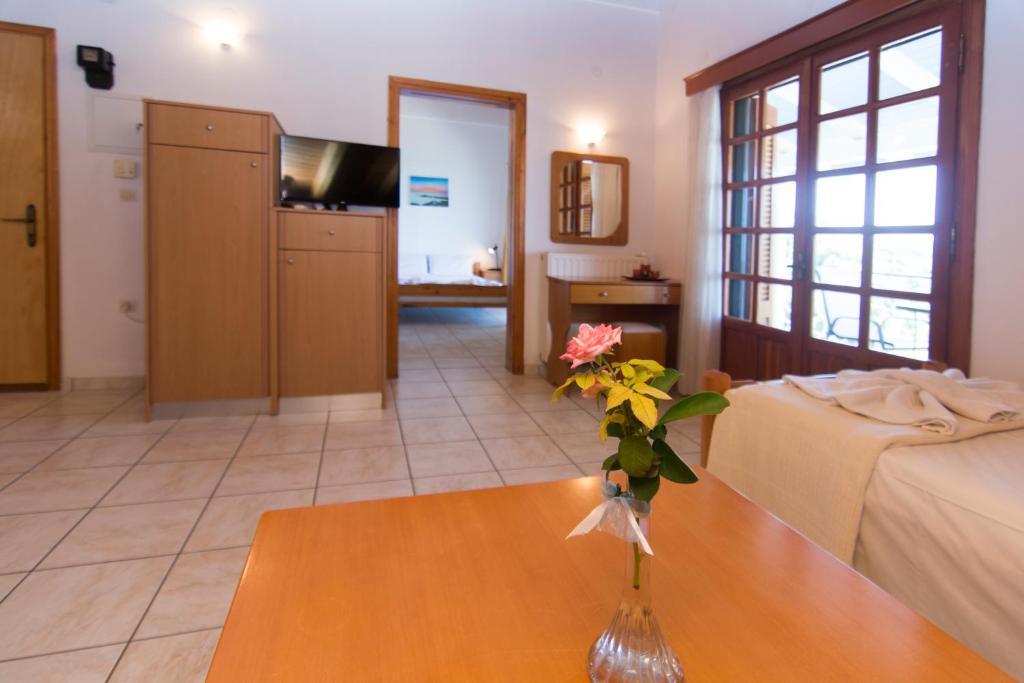 Ενοικιαζόμενα Δωμάτια Σαμοϊλης Ευάγγελος room 2