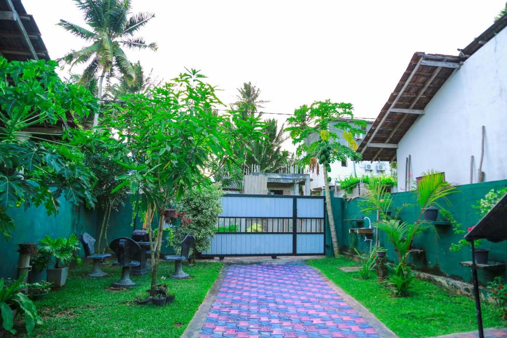 Sanda Hiru Guest House room 1