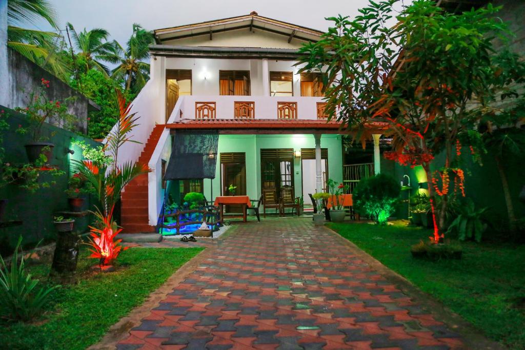 Sanda Hiru Guest House room 3
