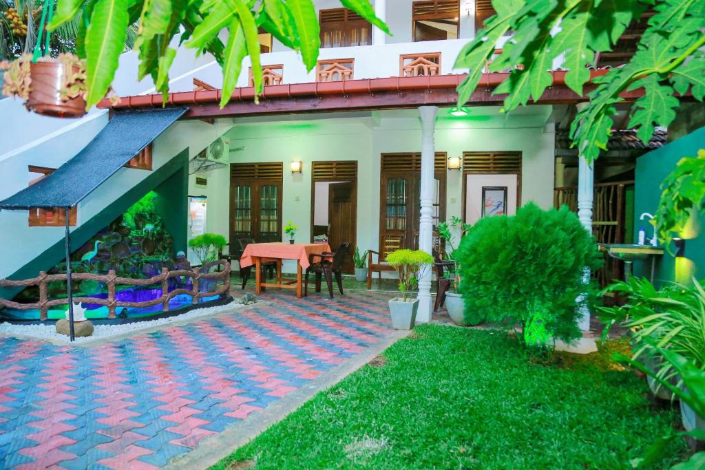 Sanda Hiru Guest House room 6