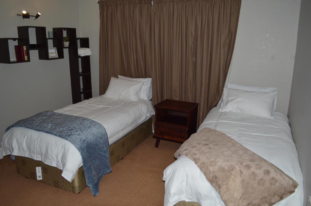 Seabatical room 6