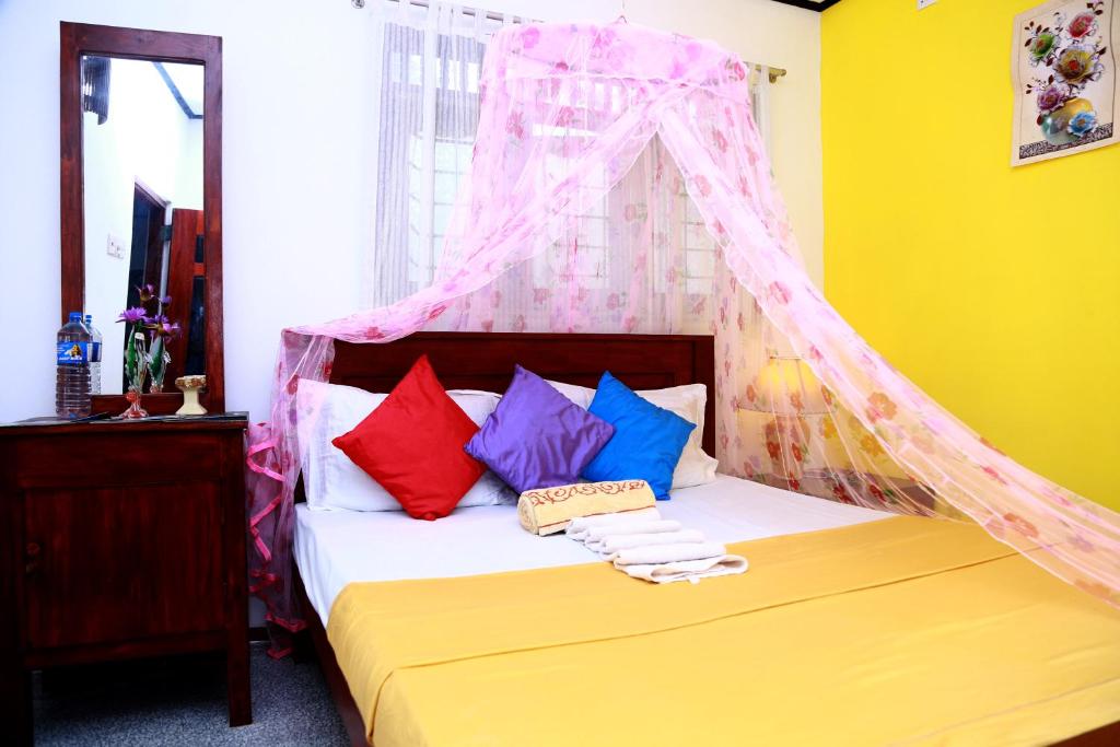 Sea Shine Beach Resort room 2