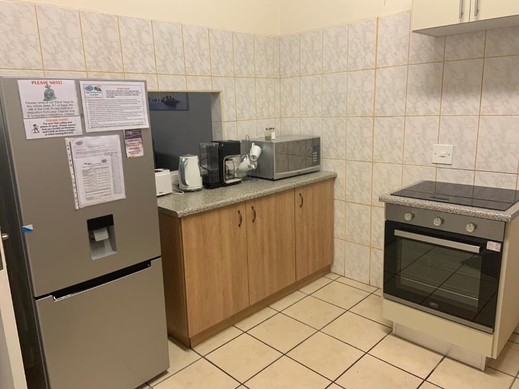 Seaview On Shelly room 3