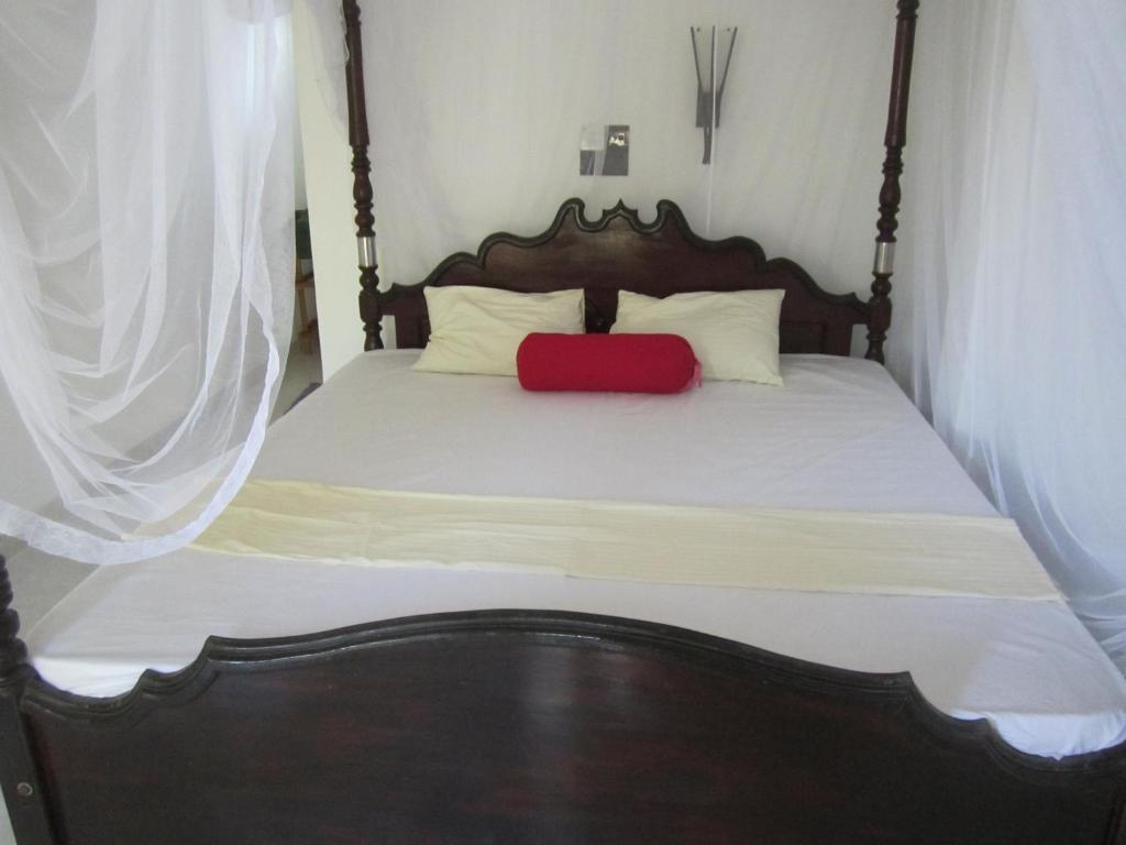 Serene Niche room 2