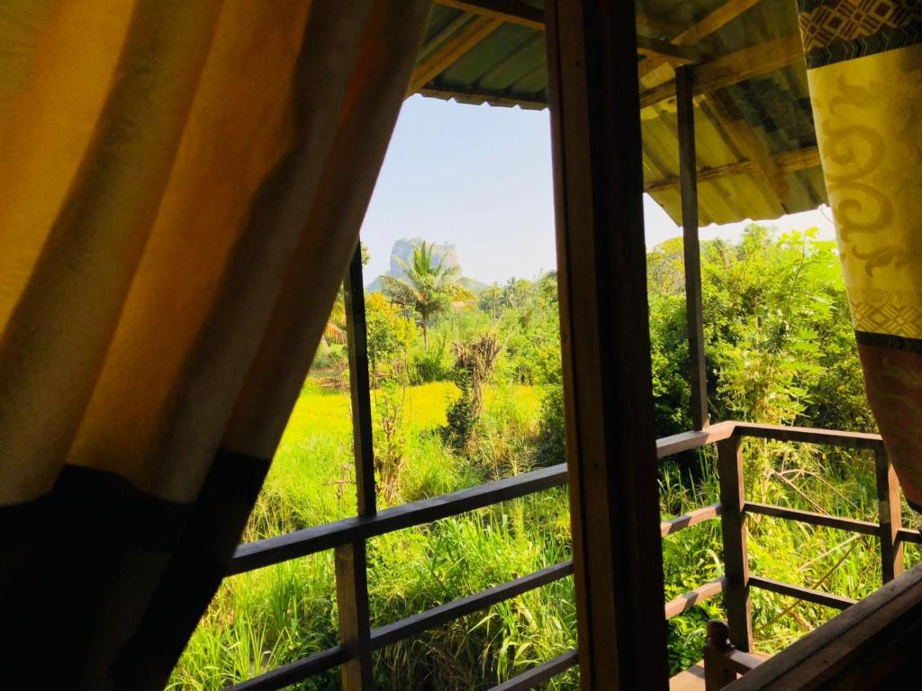 Sigiri Paddy Field Hut room 2