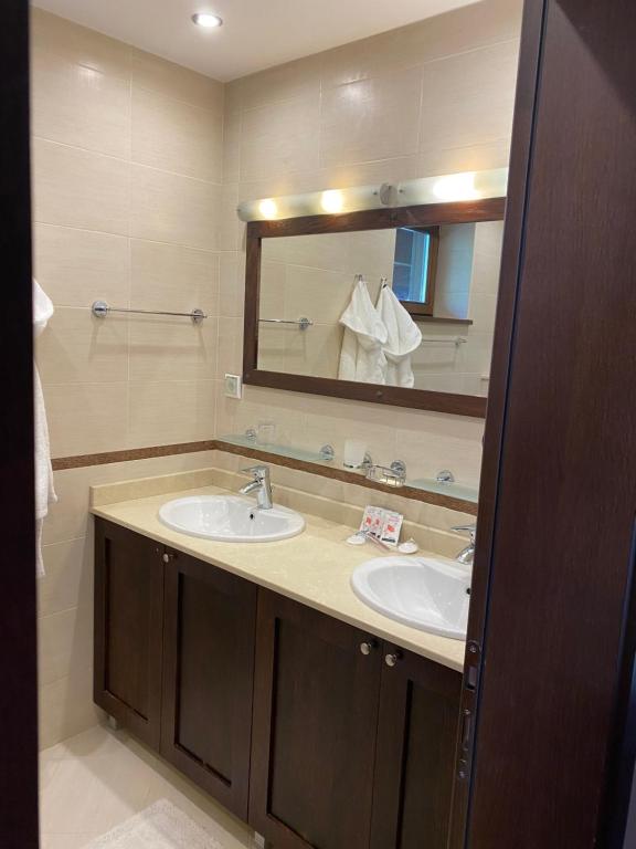 Ski & Spa chalet Bansko room 2