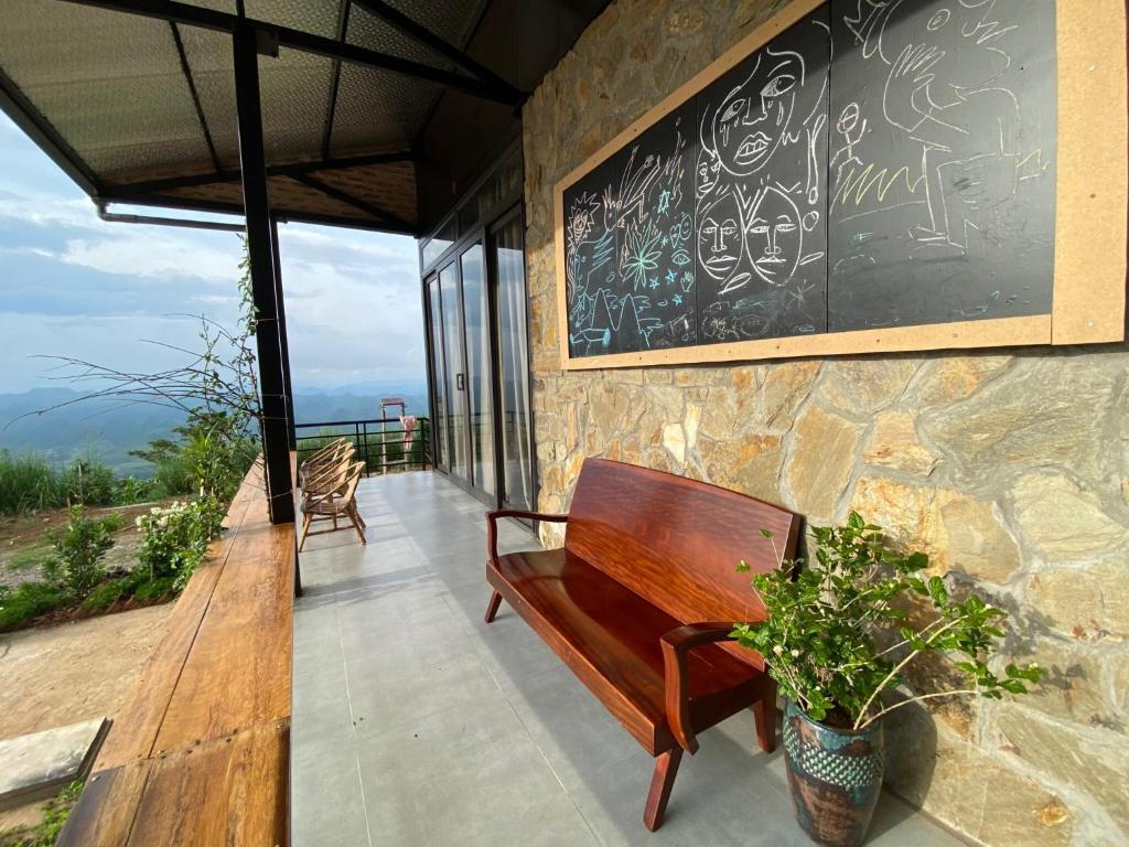 Skyline Farm room 3
