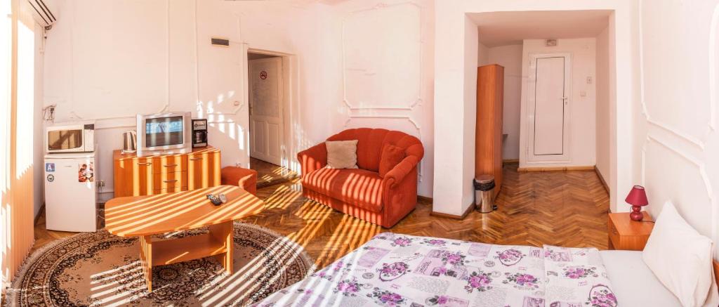 Sofia Apartment in House 8 boulevard Hristo Botev room 1