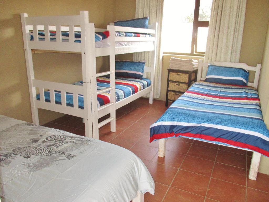 Starfish Surf House room 5