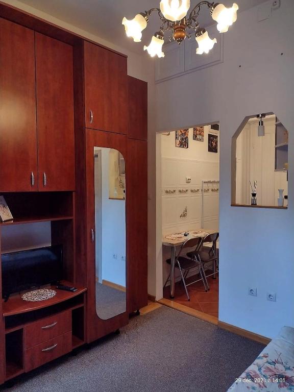 Stela Studio Apartment room 6