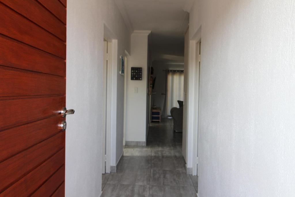 Summer Place room 2