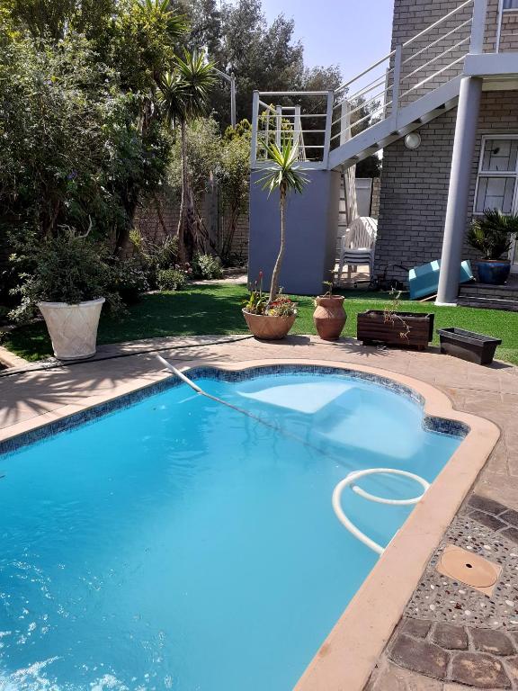 Sunny Get Away For A Family Of 4 room 4