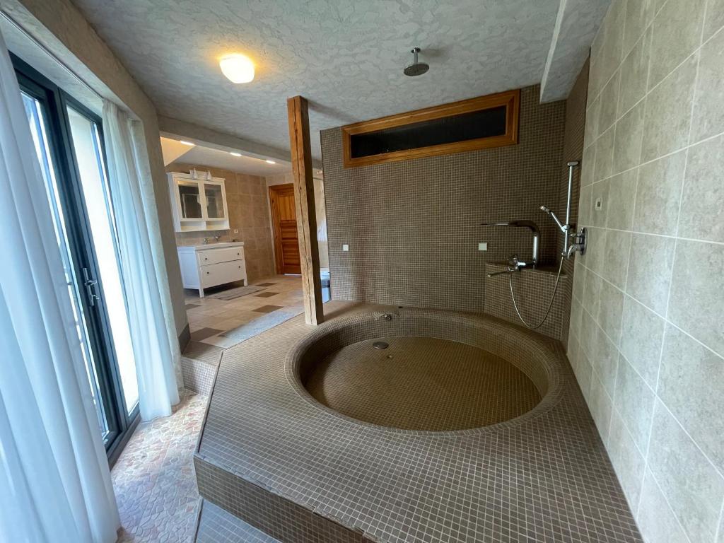 Sunrise Beach Villa room 6