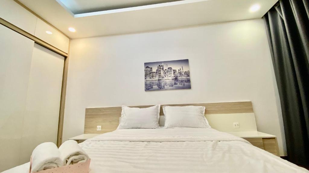 Sunrise City Apt room 1