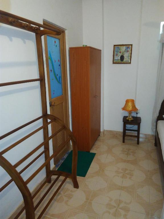 Sun Set Sea Family House room 3