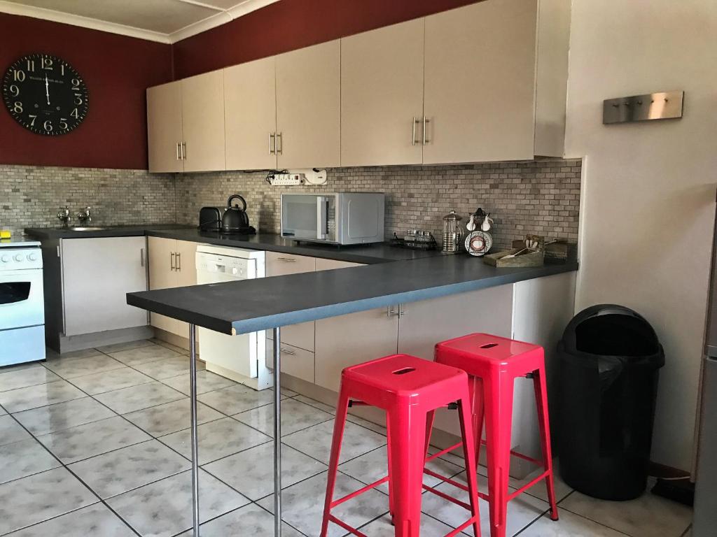 Take A Break Self Catering Accommodation room 3