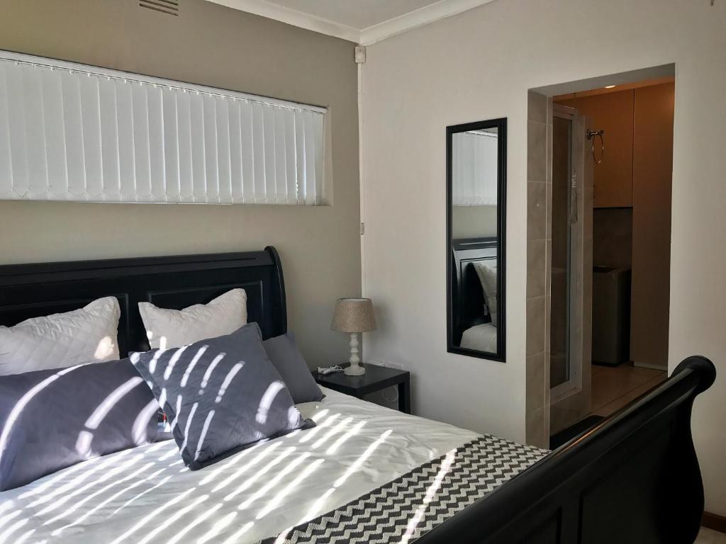 Take A Break Self Catering Accommodation room 5