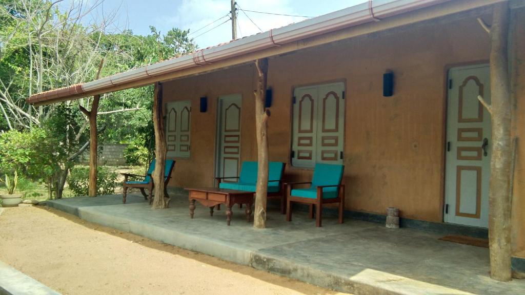 Taragala Chalets room 3