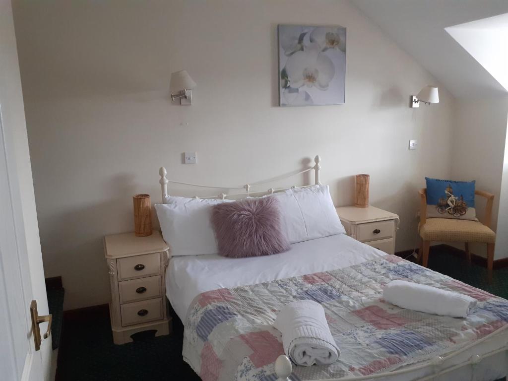The Carthouse room 2