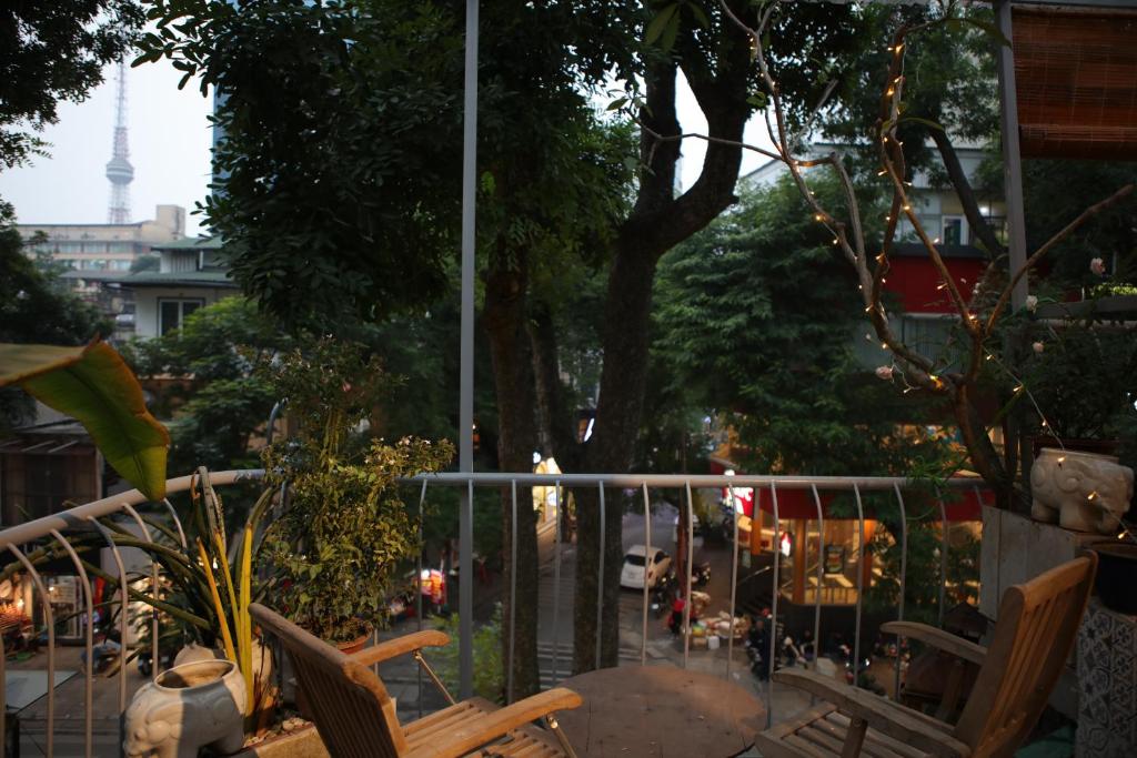 The First Ba Trieu room 1