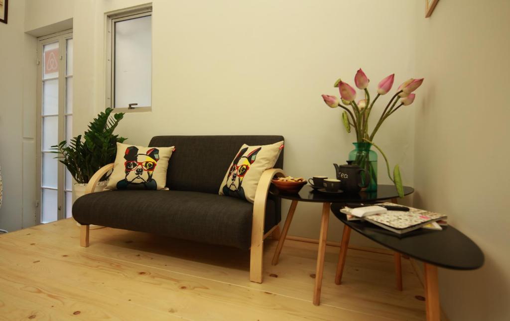 The First Ba Trieu room 6