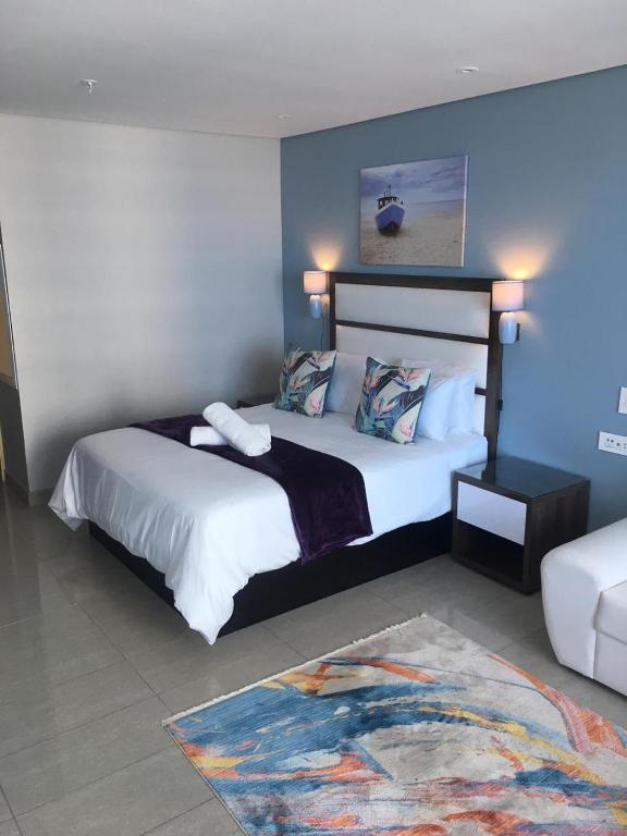 The Pearls (Strictly Halal) room 1